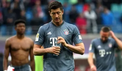 Robert Lewandowski luego del empate. 
