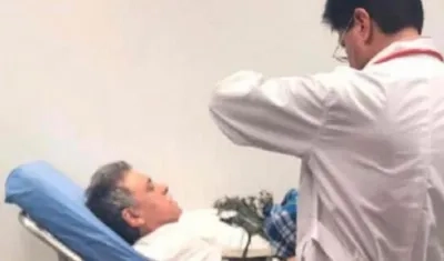 'Jesús Santrich' recibe atención médica en la clínica 