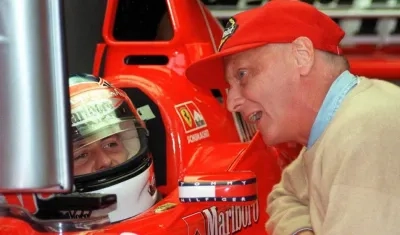 Fotografía de archivo del ex piloto de Fórmula Uno austriaco Niki Lauda 