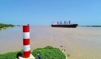 Canal de acceso al Puerto de Barranquilla.