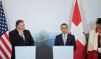 Mike Pompeo en una rueda de prensa junto a su homólogo suizo, Ignazio Cassis. 