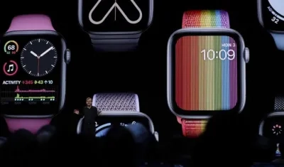  El vicepresidente tecnológico de la compañía Apple, Kevin Lynch, habla sobre el Apple Watch.