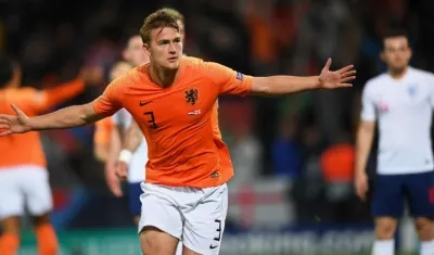  Matthijs de Ligt celebra tras anotar el empate ante Inglaterra. 