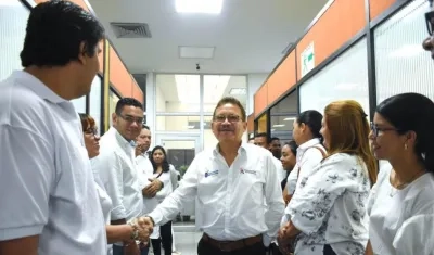 El recibimiento a su llegada a la Universidad del Atlántico.
