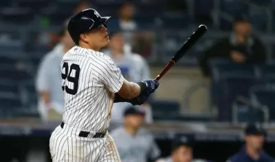 Giovanni Urshela, pelotero colombiano. 