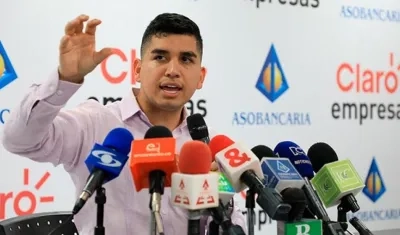 El Ministro de Vivienda, Jonathan Malagón.