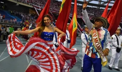 La Reina del Carnaval 2019, Carolina Segebre, y el Rey Momo, Freddy Cervantes.