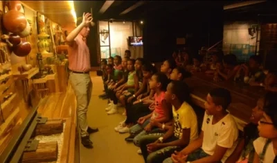 Vacaciones culturales  desde lunes 17 de junio hasta el jueves 4 de julio.