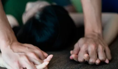 El hombre tras robar a las mujeres habría abusado sexualmente de una de ella.