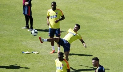 Luis Díaz durante una práctica de la Selección Colombia. 