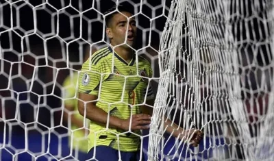 El lamento de Falcao en una jugada de gol.