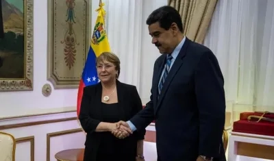Michelle Bachelet y Nicolás Maduro.