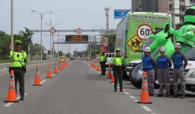 Imagen de la Policía en la Vía al Mar.