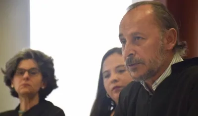 El magistrado de la JEP, Iván González.