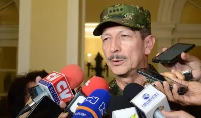 Nicacio Martínez, comandante del Ejército.