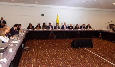 Imagen de la plenaria del Consejo de Paz.