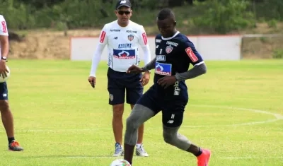 Daniel Moreno, delantero de Junior. 