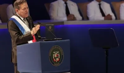 El nuevo presidente panameño Laurentino Cortizo habla durante su investidura este lunes en el Centro de Convenciones Atlapa de la Ciudad de Panamá (Panamá). 