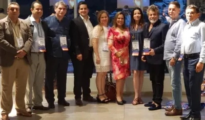 La delegación que consiguió la sede para Barranquilla.