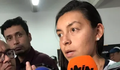 Yoreli Rincón a su llegada a Barranquilla. 