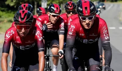 Egan Bernal y Geraint Thomas.