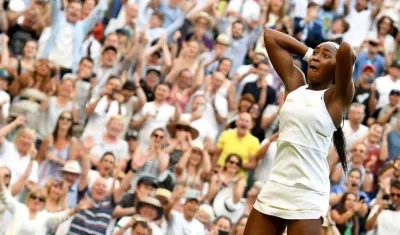 Cori Gauff celebra tras su victoria ante Polona Hercog.
