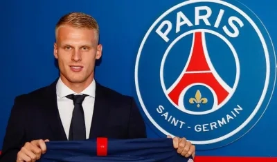 Mitchel Bakker, defensa holandés. 