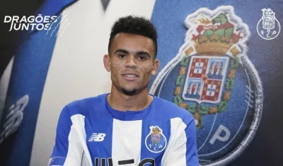 Luis Díaz luce la camiseta del FC Porto. 