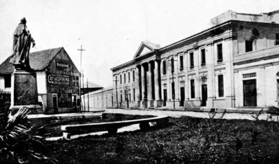 Imagen del edificio de la Aduana de Barranquilla.