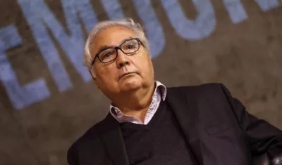El sociólogo español Manuel Castells participa durante el seminario Comunicación, Política y Democracia, promovido por la Fundación Getulio Vargas (FGV), este martes en Río de Janeiro (Brasil).