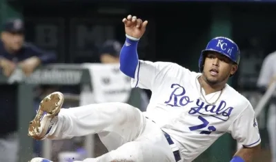 Meibrys Viloria, pelotero colombiano de los Reales. 