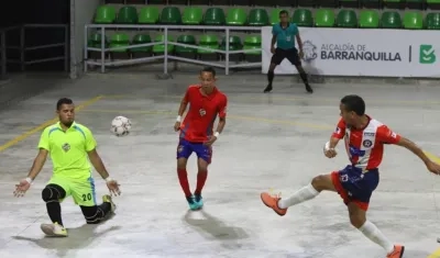 Acción del partido de Independiente Barranquilla. 