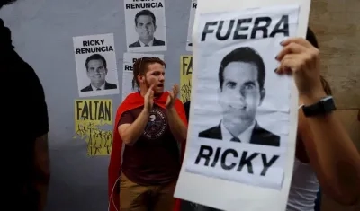 Manifestantes piden la renuncia del gobernador de Puerto Rico, Ricardo Rosselló. 