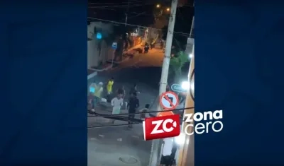 Captura de video donde se observan los disturbios de los vándalos en Malambo.