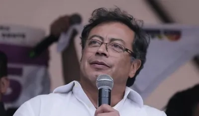 El senador Gustavo Petro.