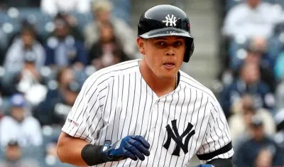 Giovanni Urshela, pelotero colombiano. 