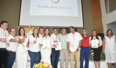 Congresistas de La U con diferentes candidatos.