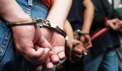 Los capturados fueron puestos a disposición de la Fiscalía.