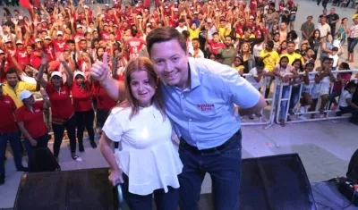 Los candidatos a la Gobernación, Elsa Noguera, y Alcaldía de Soledad, William Torres.