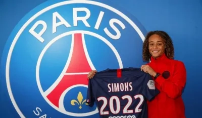 Xavi Simons, presentado por el PSG.
