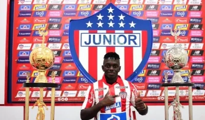 Edwuin Cetre, mediocampista juniorista.