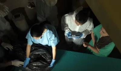 El Vaticano inicia el examen de huesos encontrados en osarios por el caso Orlandi