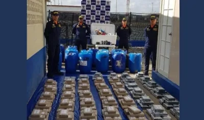 Armada incautó el cargamento de cocaína en La Guajira.