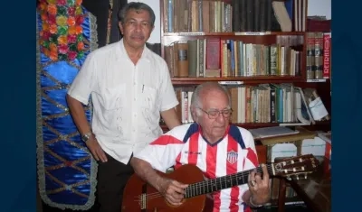 Rafael Campo Miranda, con su camiseta de Junior.