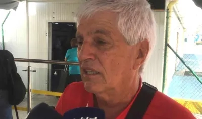 El técnico de Junior, Julio Comesaña.