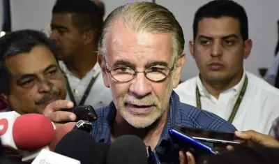 El gobernador del Atlántico Eduardo Verano De la Rosa