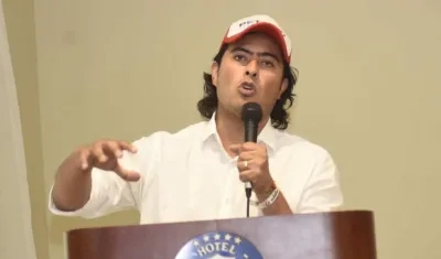 El candidato a la Gobernación del Atlántico, Nicolás Petro Burgos