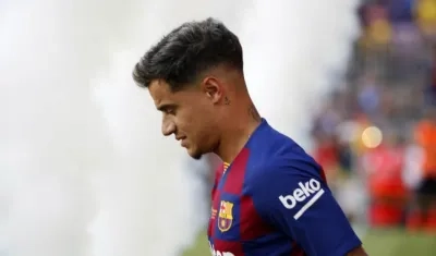 Philippe Coutinho, volante brasileño. 