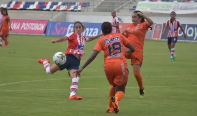 Daniela Montoya, capitana de las Tiburonas. 