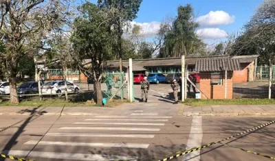 Esta es la Escuela en Charqueadas, donde ocurrieron los hechos.